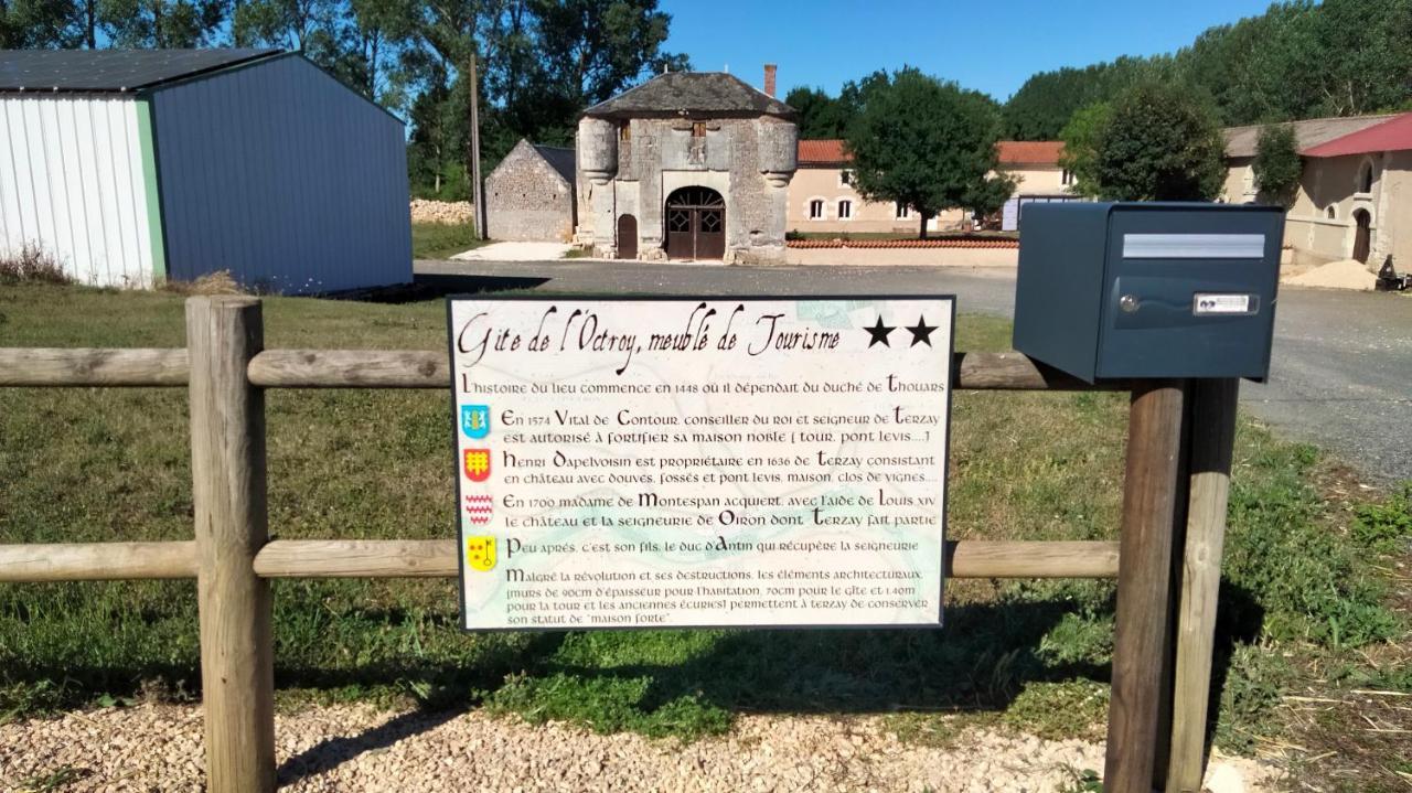 Gite De L'Octroy Poitou Oiron Exterior foto